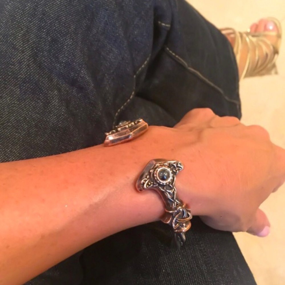 Thor Thunder-hammer Viking Torque Cuff - Picture 2 of 8